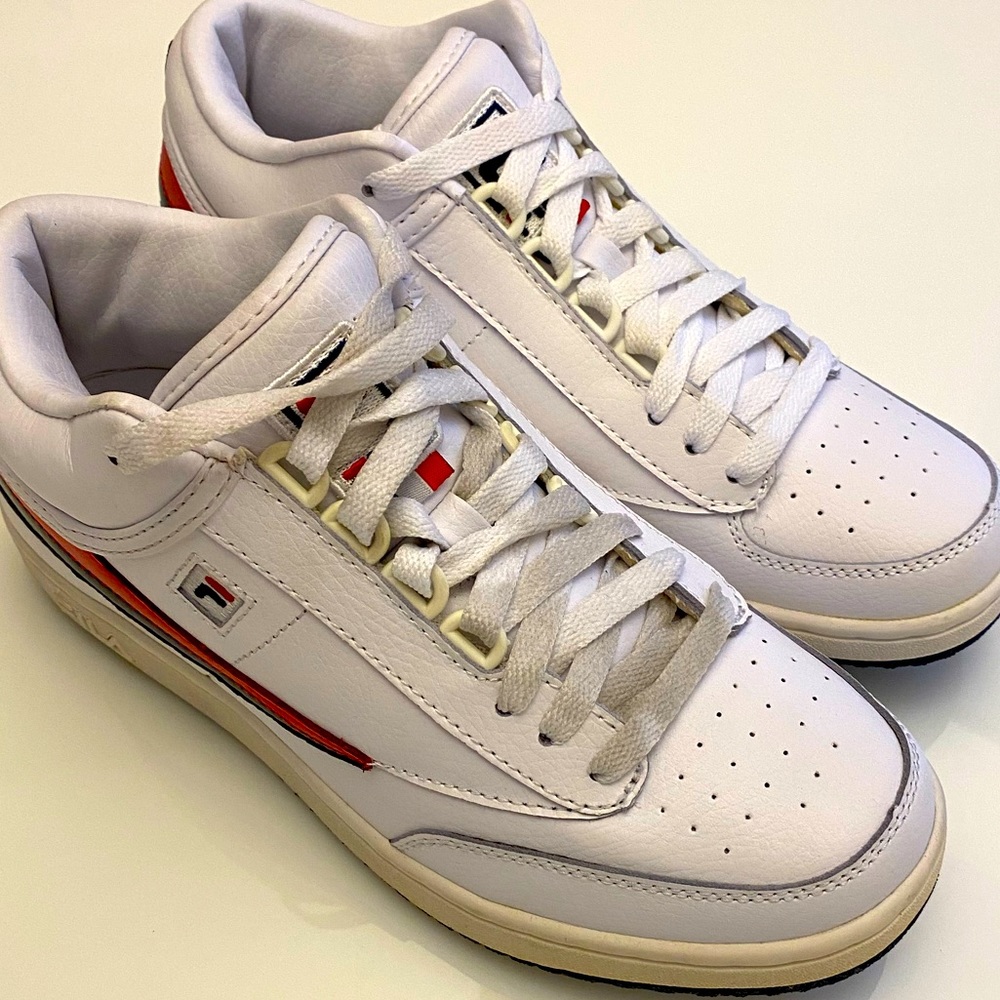 BNWB FILA WHITE SIZE 8 men’s